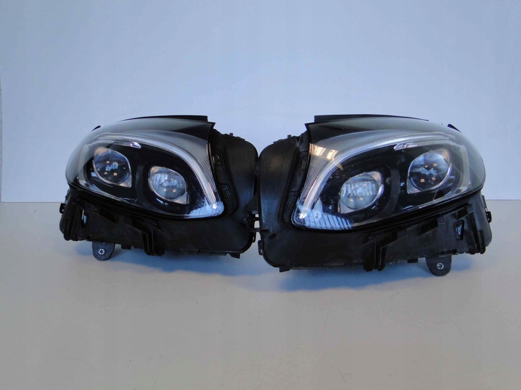 фото №2, Mercedes glc 253 x/c лампа права full led ils