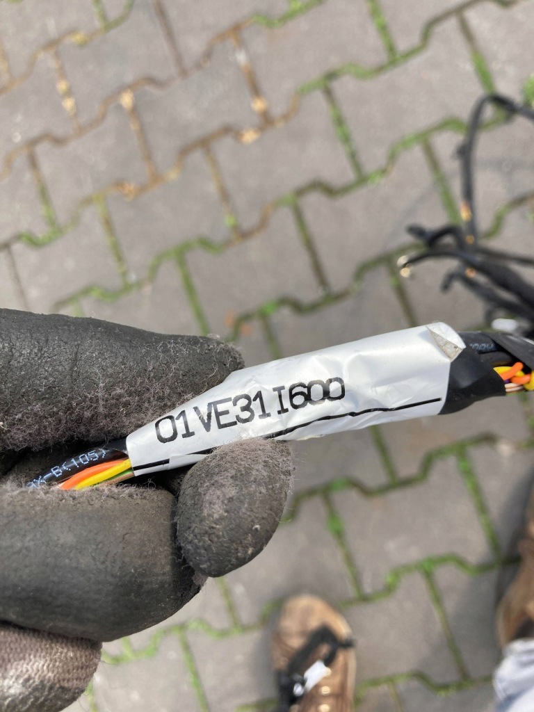 Купити Opel crossland x 2018 джгут підлога салону