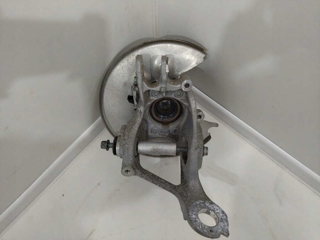 фото №5, 8r0505431f поворотный кулак ступица левый задняя audi a7 4g