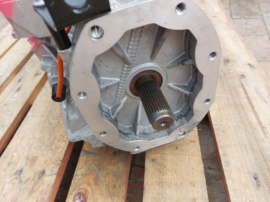 фото №6, Коробка передач передач aston martin vantage 4.7 v8 17r 6g33-7002-al