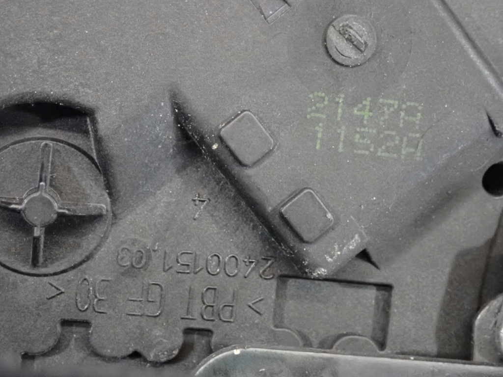 фото №6, Volvo c30 hb 3d 06-09 замок перед правый 10 pin трос 30753664