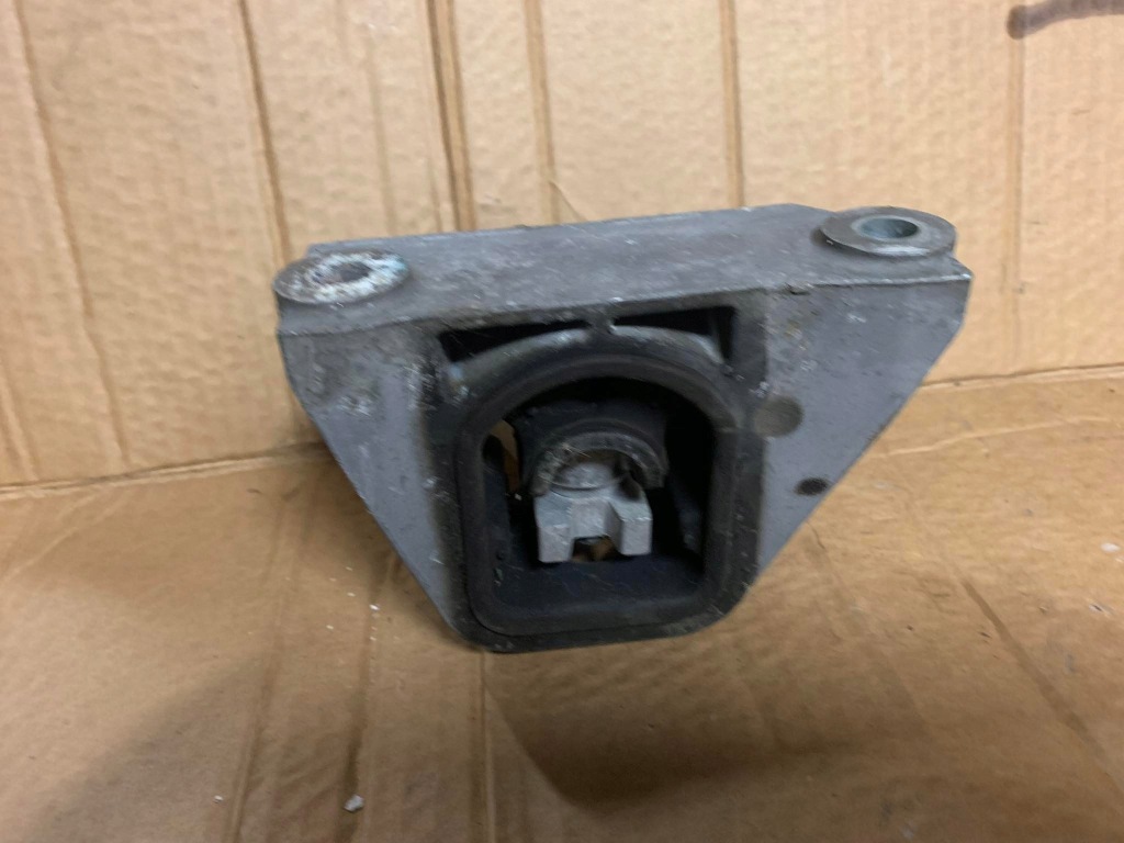 фото №7, Honda civic ufo viii кронштейн подушка 06-11 2.2