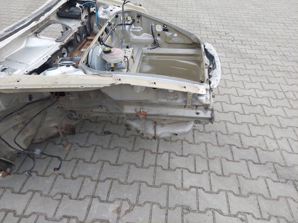 Піддон лонжерон ремінь перед 99750157900 porsche boxster cayman s 987 в Україні