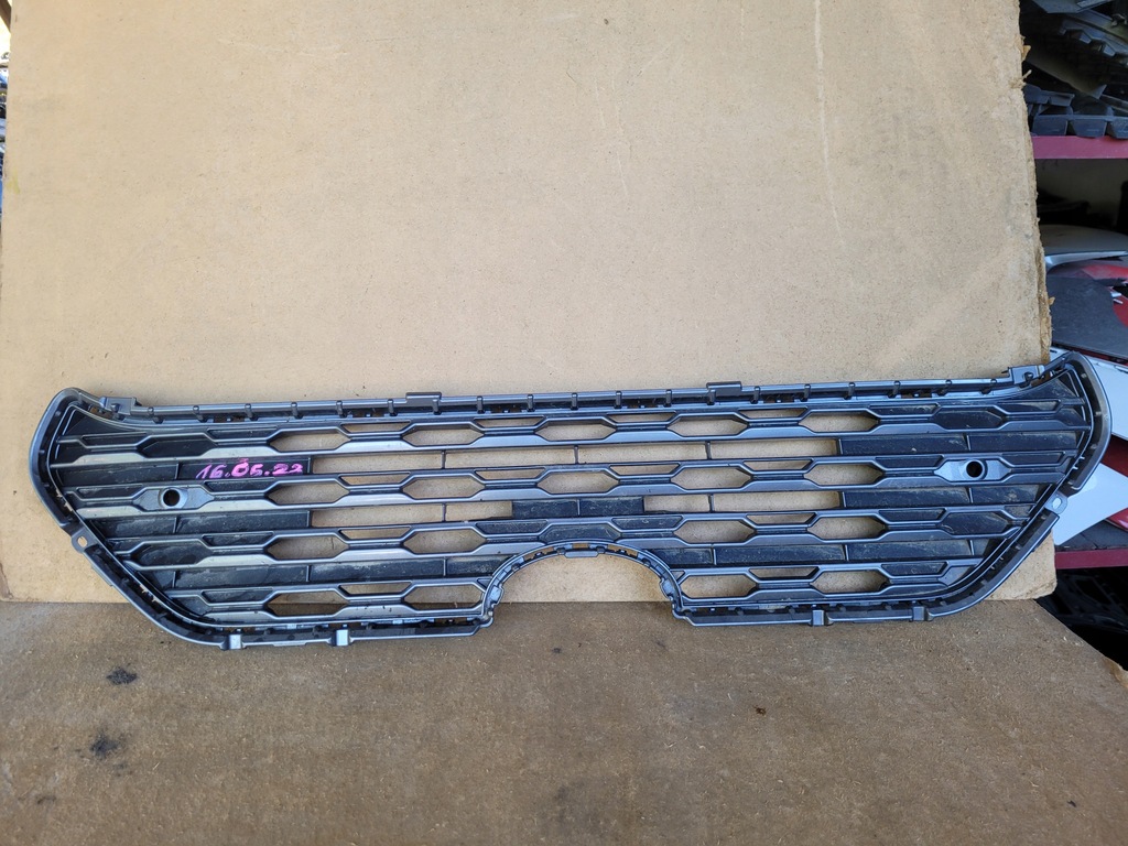 фото №1, Решётка радиатора toyota rav4