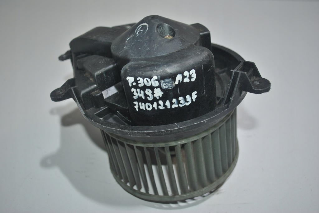 фото №1, Воздуходувка обдув peugeot 306 740121233f