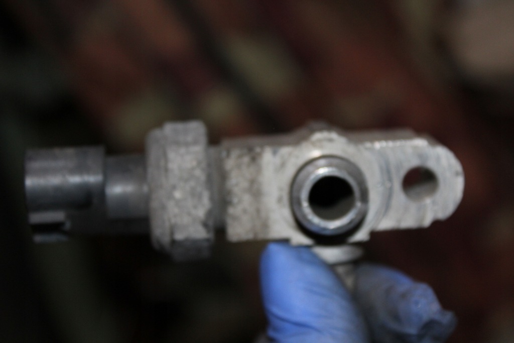 фото №11, Corolla verso ii europa трубки кондиціонера 04-08r 2.2 d4d 2ad