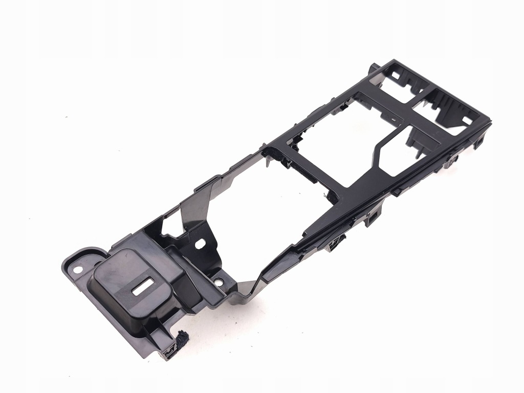 фото №1, Lexus rx 450h 2020 рамка рычаг переключения передач  5880548100