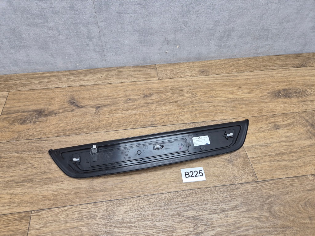 Купити Bmw 5 g30 g31 накладка накладка порога  права поріг задній m-pakiet 8064906