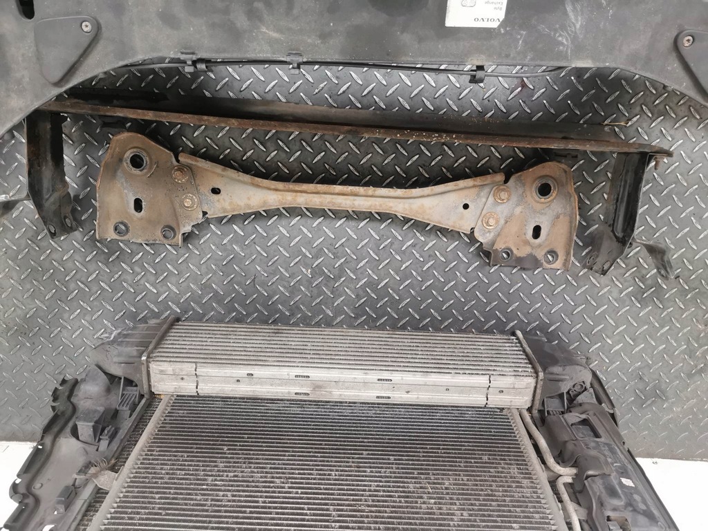 фото №6, Pas передний усилитель volvo v60 i 2.0d d3