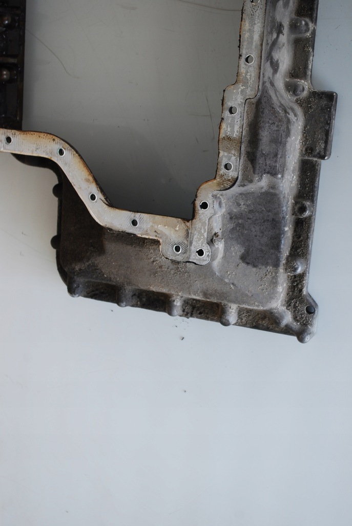 фото №7, Піддон масляна задній audi a8 d2 4.2 aqf 077103603p