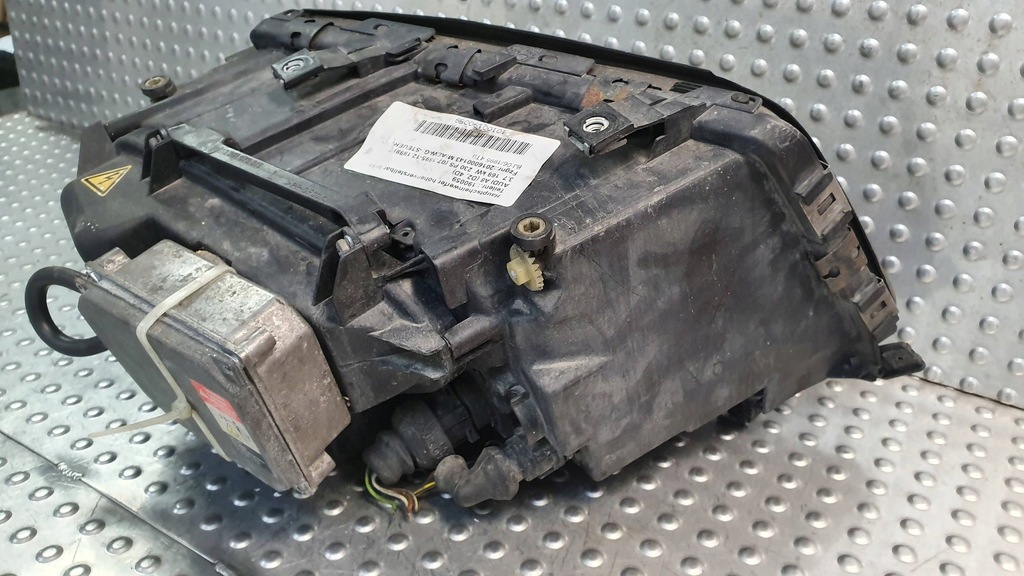 фото №7, Лампа перед ліва ксенон audi a8 d2 94-