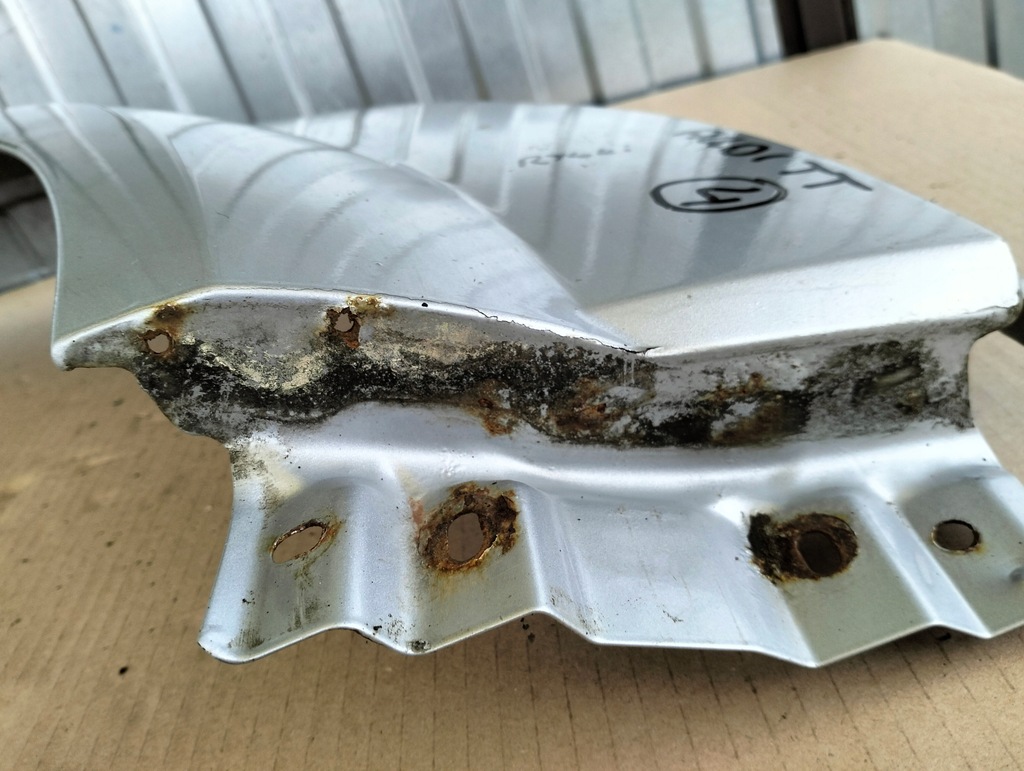 фото №10, Крыло правый перед audi tt 8n coupe 1998-2006 ly7w