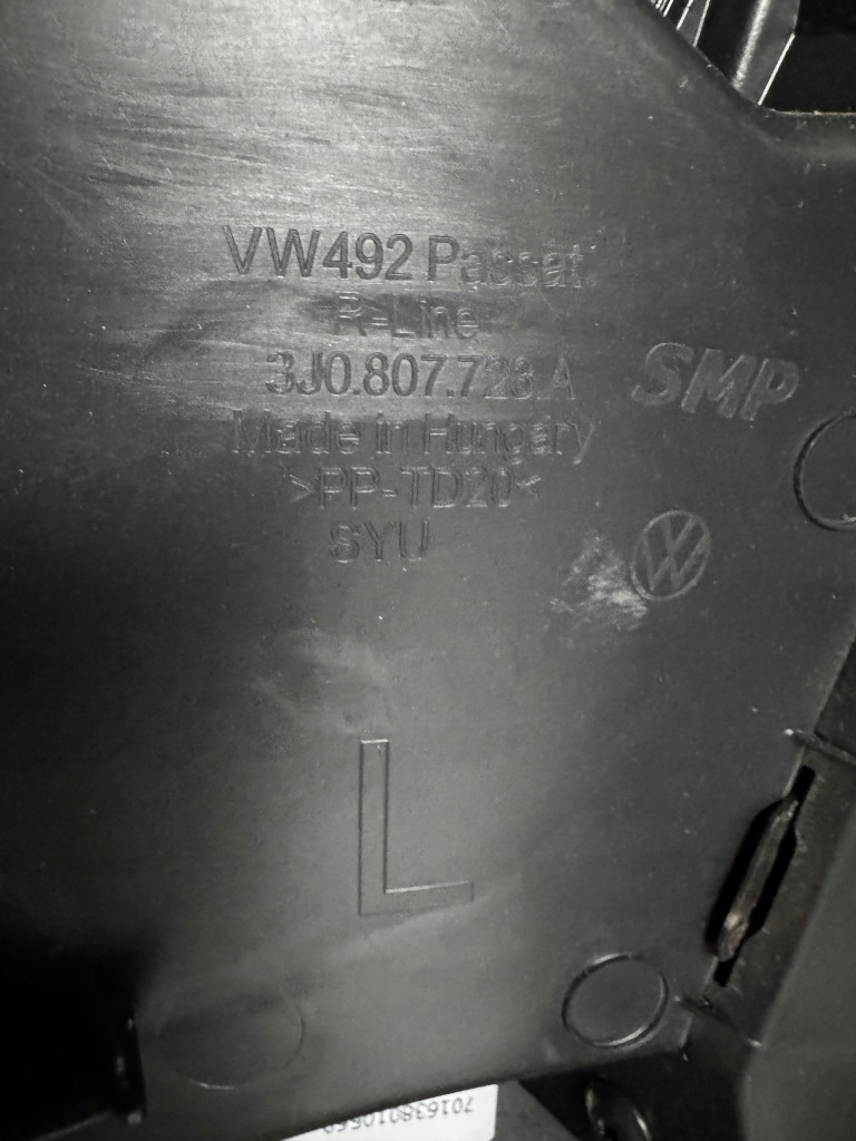 фото №8, Vw passat b9 r-line 3j0 бампер передний kompletny led 6 pdc оригинальный