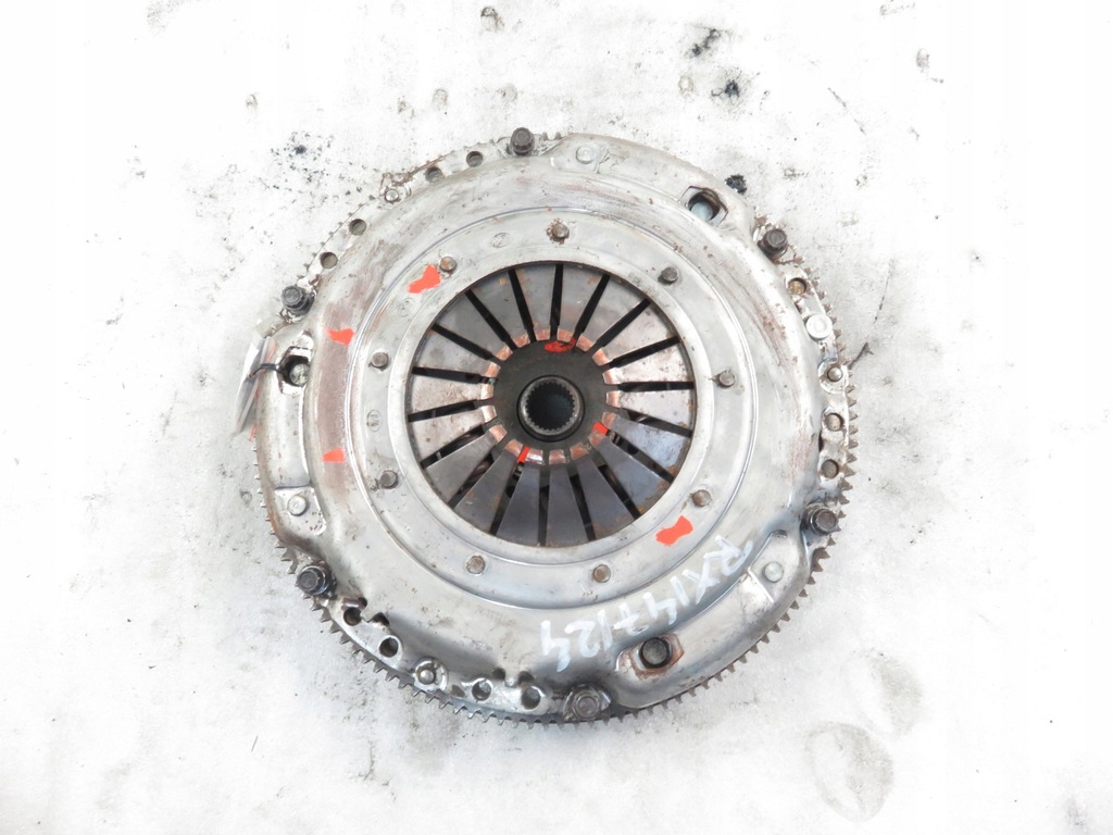 фото №10, Колесо маховик vw caddy iii 1.9 tdi 323056710 038105273d