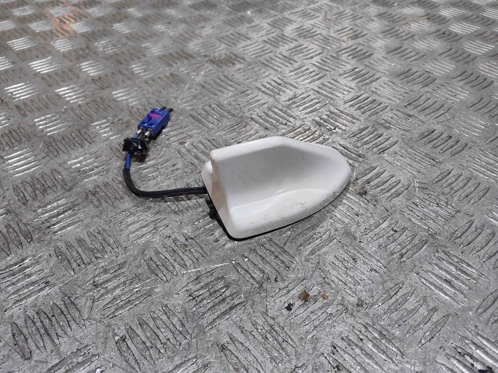 фото №1, Ford focus mk4 антена дахова gps rekin