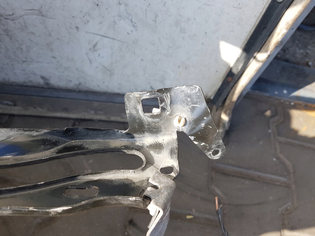 Купити Bmw 1 f20 f21 11-14r 1.6 2.0 d ремінь передній радіатор вентилятор механічна коробка передач