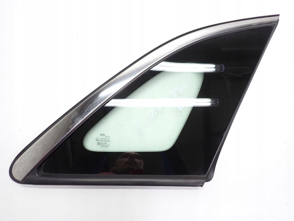 фото №1, Стекло kar треугольник правый задняя оригинал kia e-niro i 22r