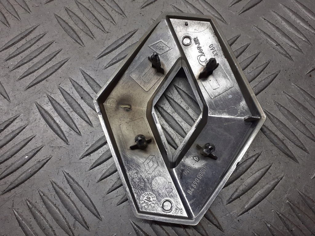 фото №3, Значок эмблема renault laguna iii 2.0 dci 848900001r