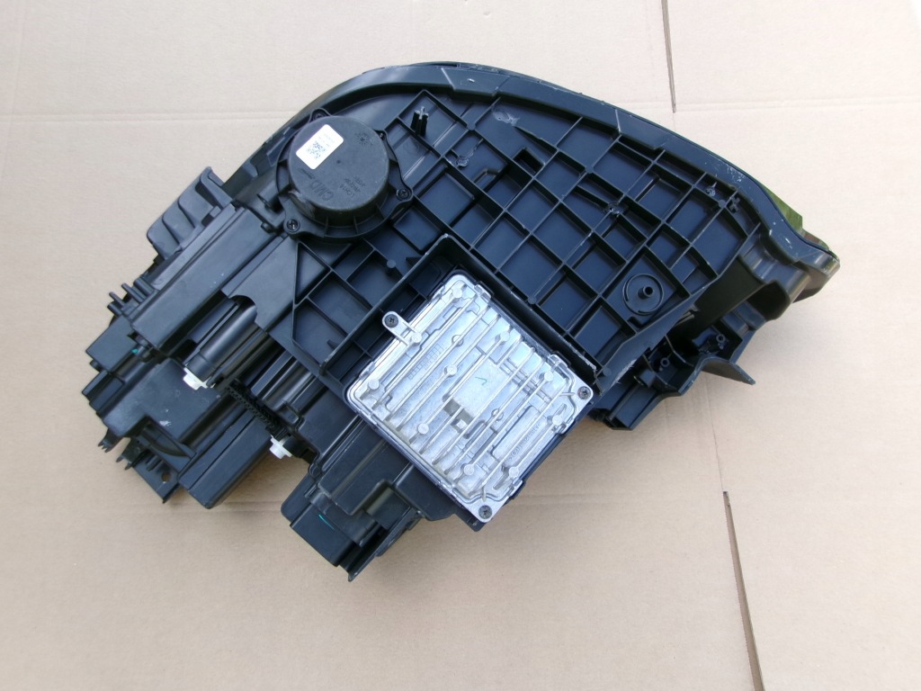 Фара фара правый full led smart suv 22-24 Доставка