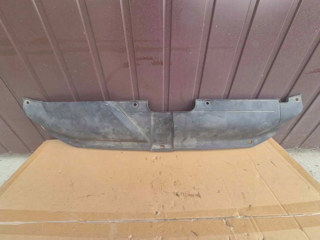 фото №1, Audi a4 b8 накладка pas передній 8k0807081