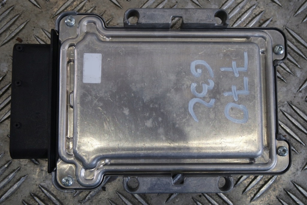 фото №1, Модуль блок управления adblue mercedes a6429004201