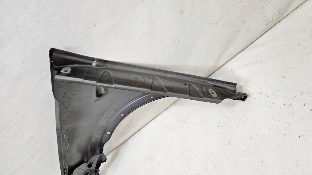 Купити Крила правий перед передній tesla model x оригінал