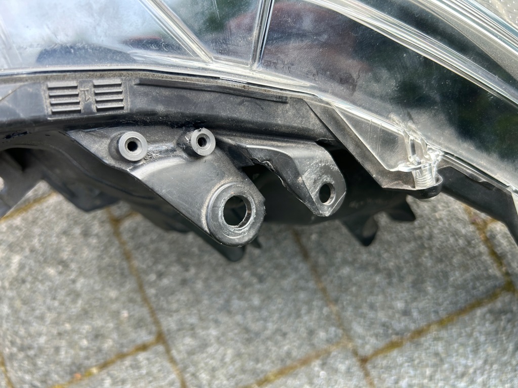 фото №7, Лампа toyota prius iv правая c1 преобразователь angielska