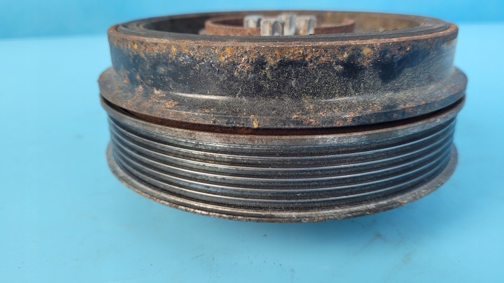 Bmw x2 f39 2.0b b46a20b 18r шкив коленчатого вала 8602800 в Украине