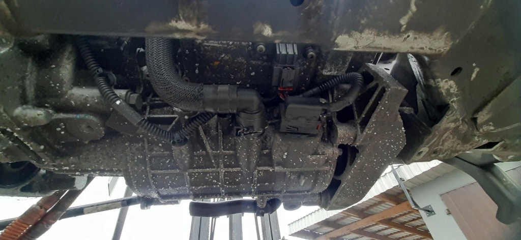 Вісь  балка задній задня комплектна гібрид opel grandland x 9838192580 9838913580 Київ