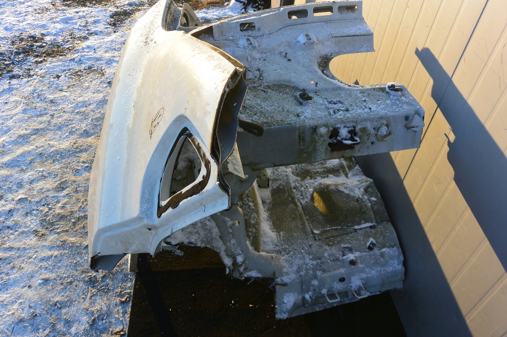 фото №6, Maserati quattroporte крыло правый задняя четверть