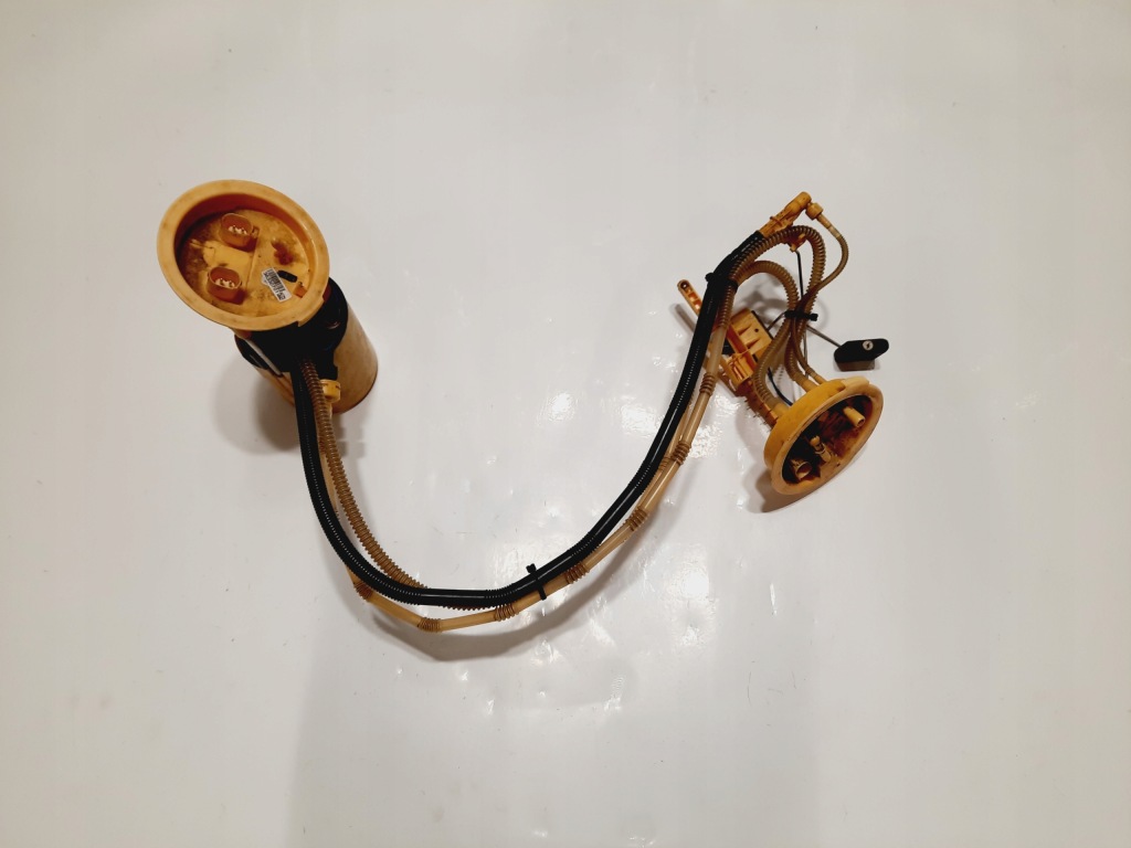 фото №1, Bmw 3 e92 325d насос топлива 7190943