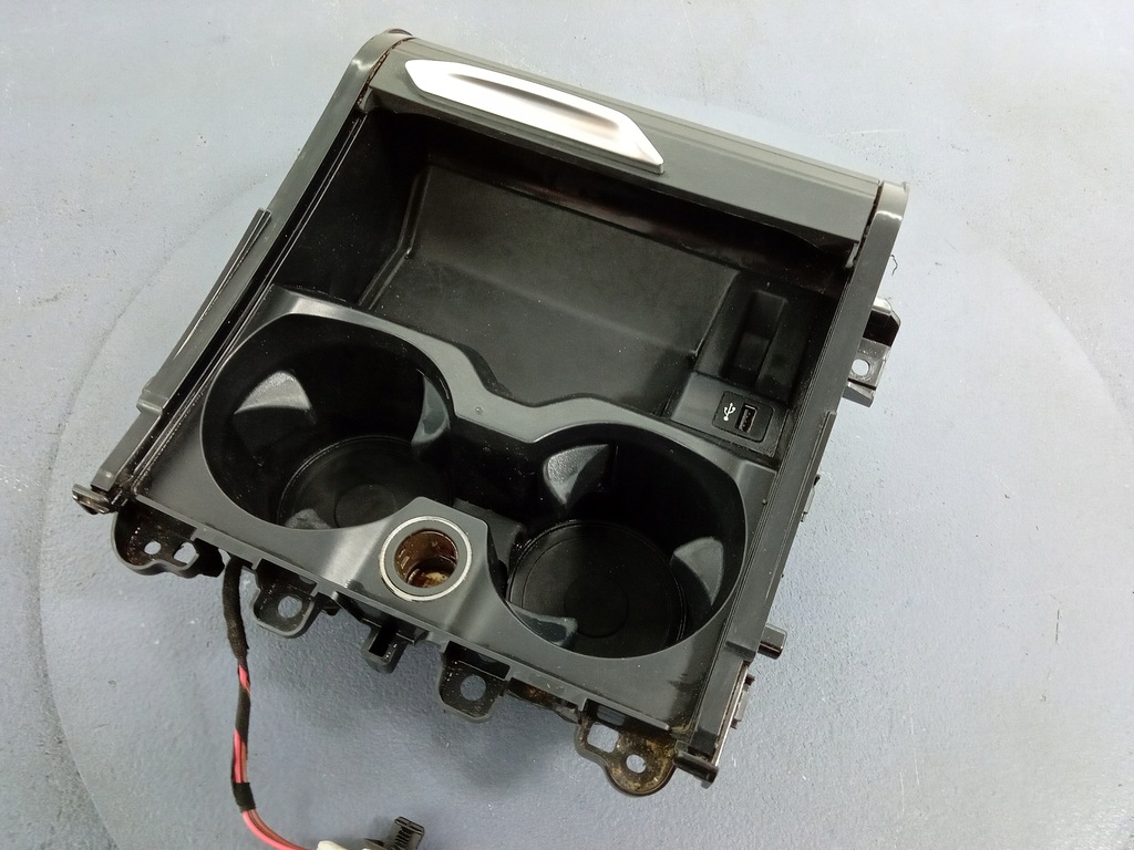 фото №6, Bmw x3 g01 g02 бардачок кронштейн na кружки 5a192c1