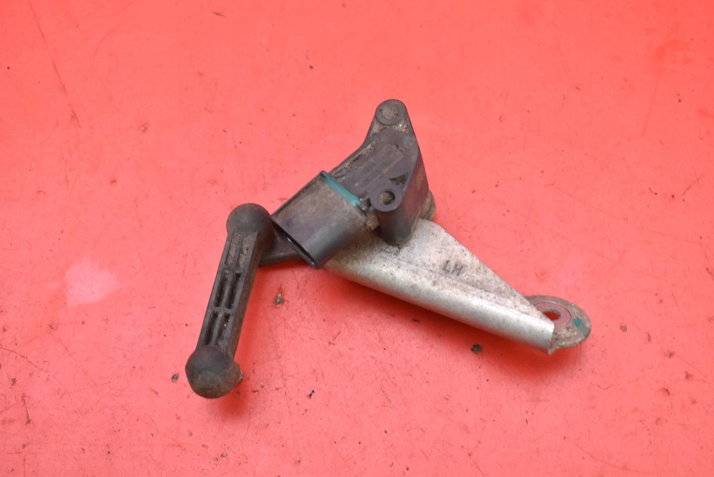 Датчик выравнивание света левый перед 1027971-00-a tesla model s 12-20 в Украине