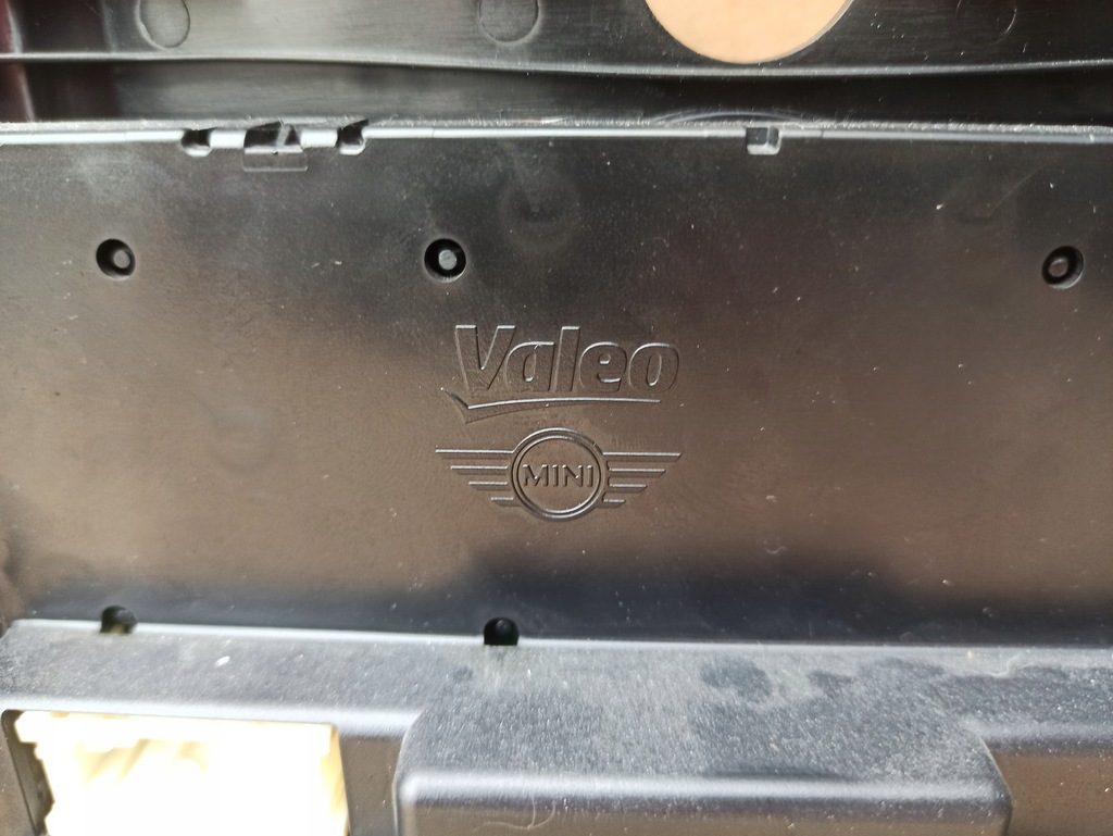 фото №8, Панель обдув кондиционера окон mini clubman r55