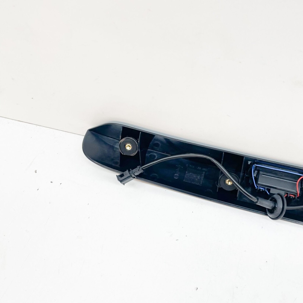 фото №7, Vw caddy 2k rear back door ручка молдинг 2k5827574s9b9