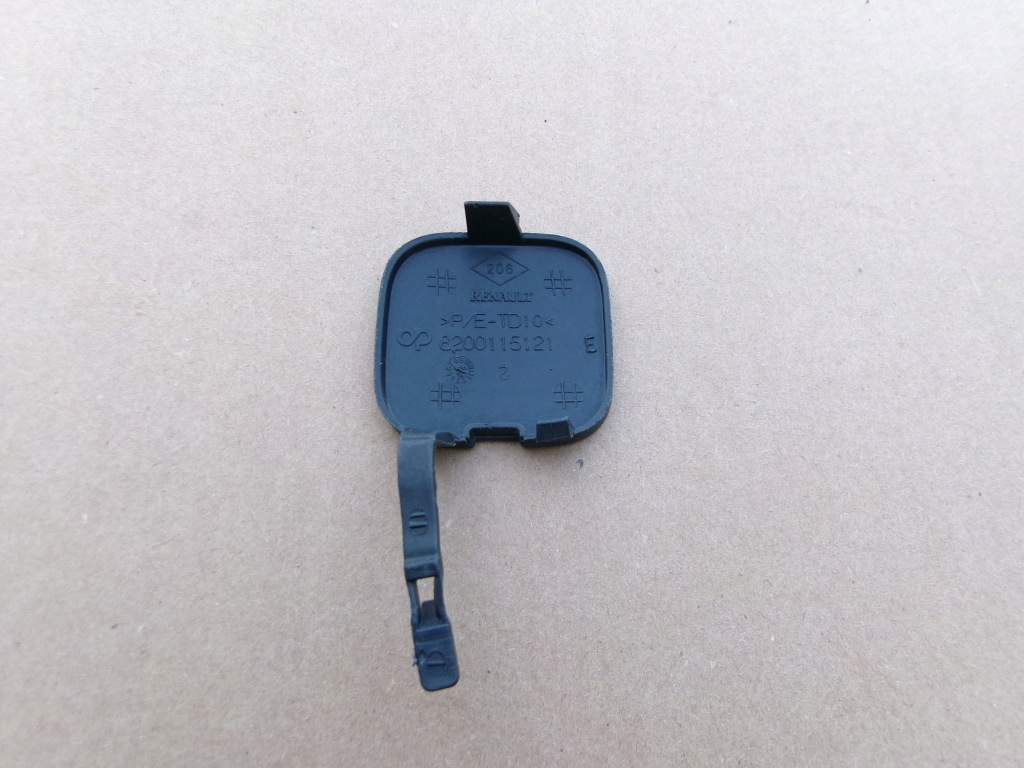 Заглушка фаркоп бампера перед renault megane ii 03-06 Цена