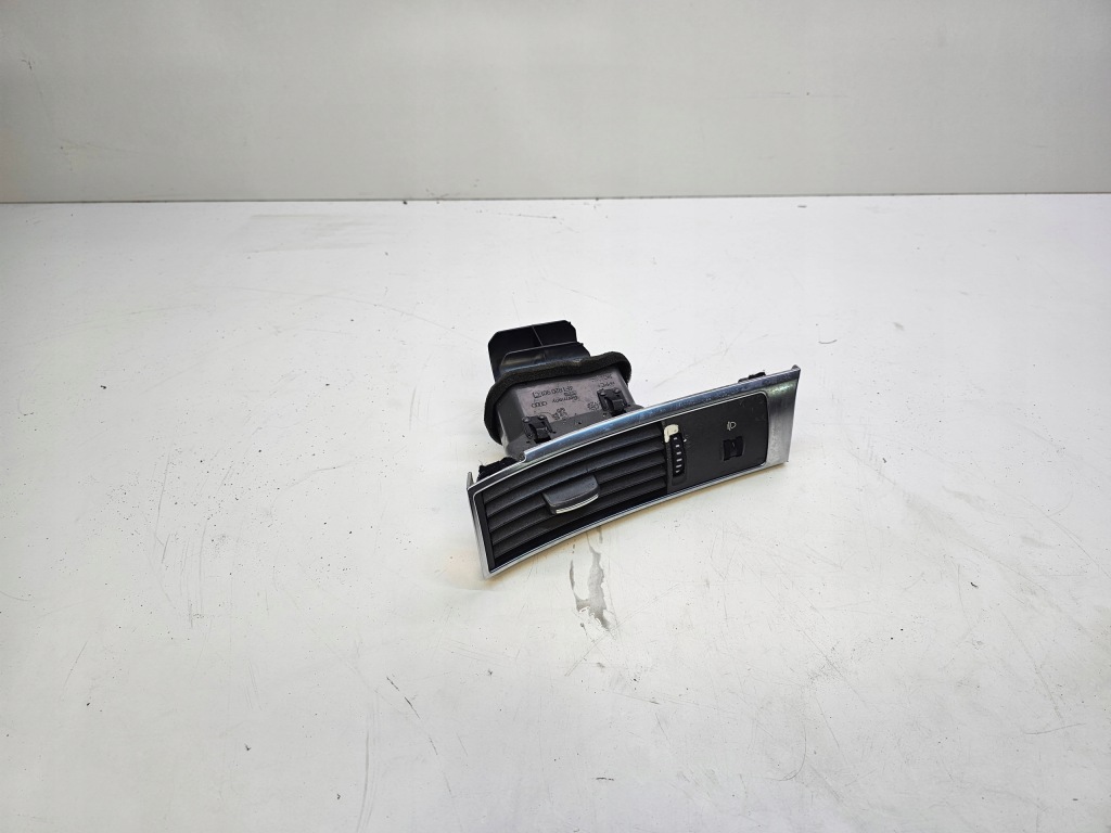 фото №1, Решітка обдув ліва audi a6 c6 4f1820901c