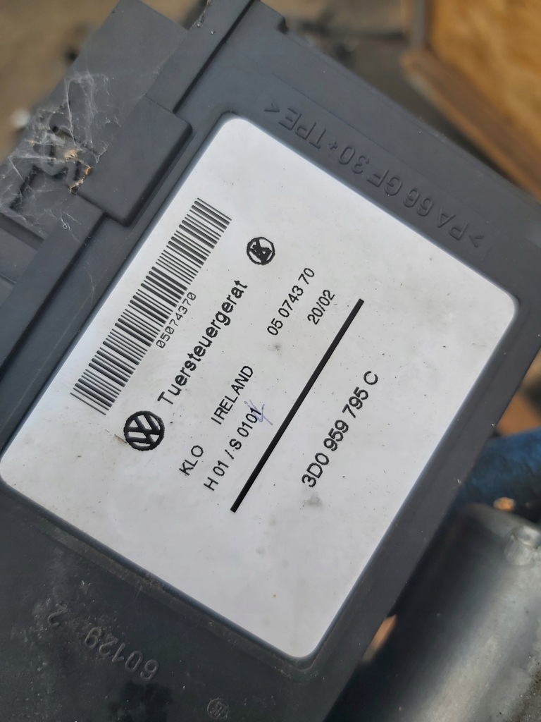 фото №5, Моторчик дворник задняя touareg l.t 0130821765