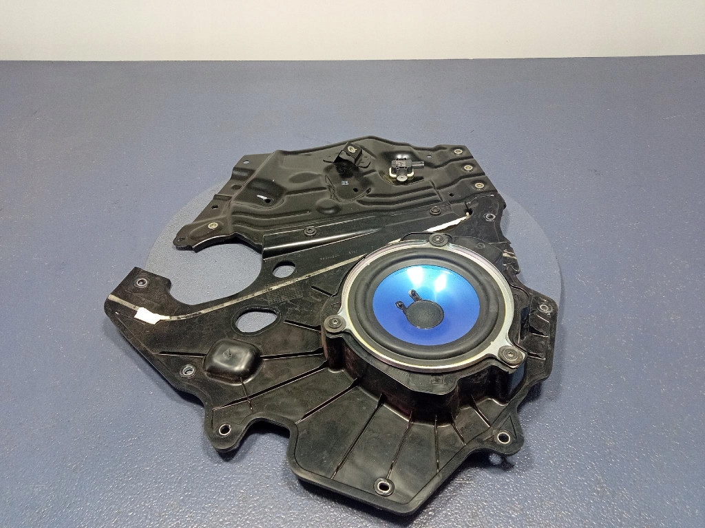 фото №1, Maserati levante динамік двері перед правий передній 6700363680