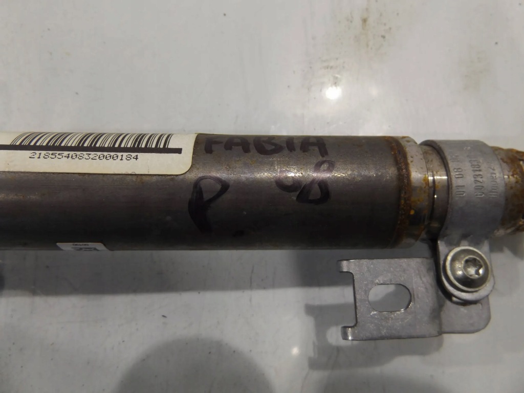 фото №2, Fabia ii kombi шторка безпеки права