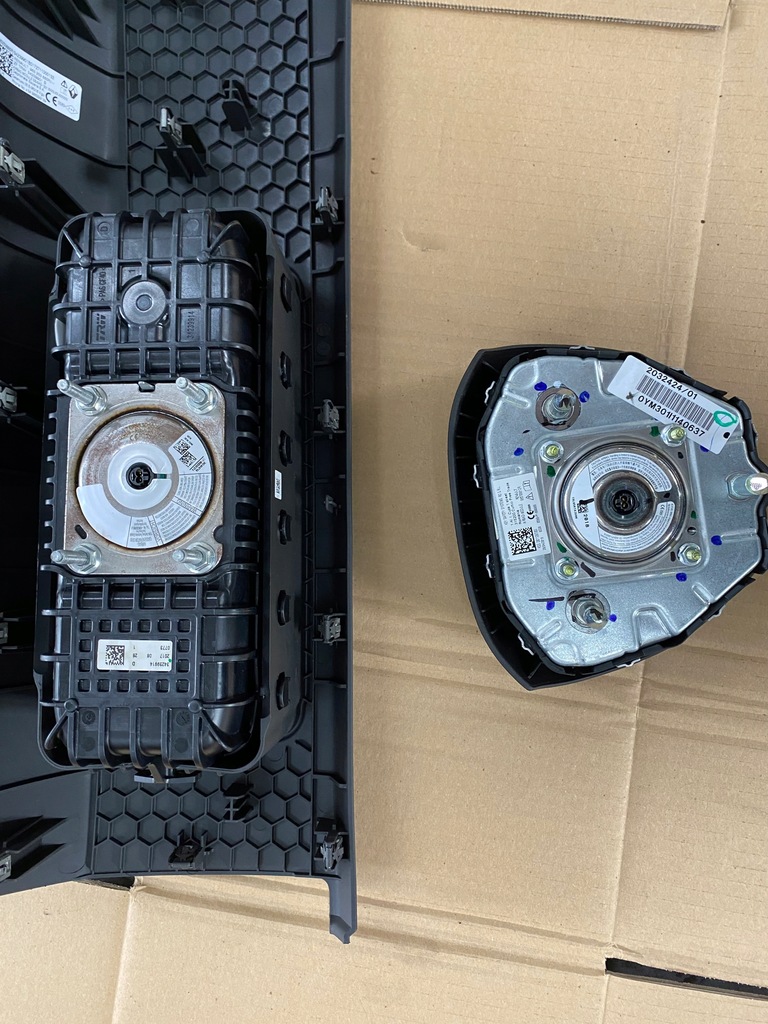 фото №5, Приборная панель консоль подушка безопасности ремни dacia duster ii