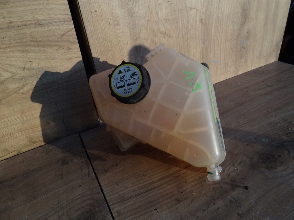 фото №1, Ford ecosport 2014 1,5 tdci бак расширительный kompletny оригинал