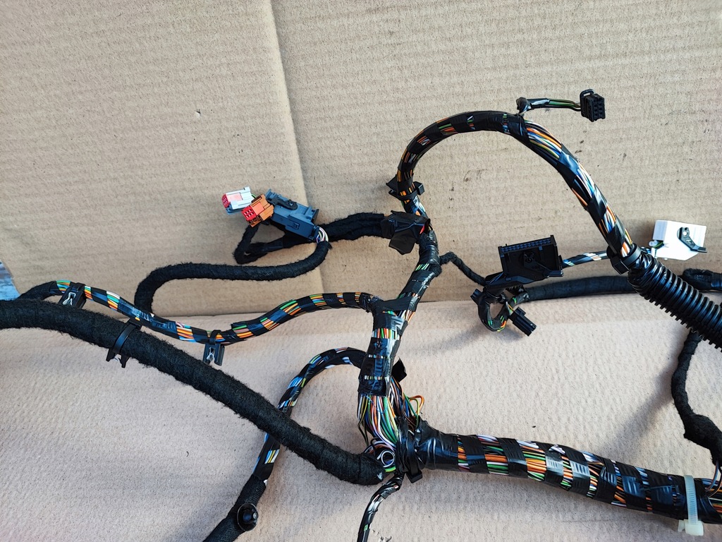 фото №8, Ford kuga mk1 2.0 tdci lift джгут панелі консолі