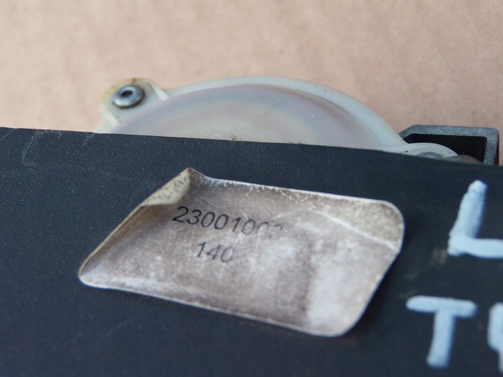 фото №4, Моторчик дворники крышки багажник land rover freelander i 2.0 td 4 дверь