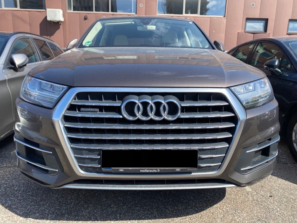 Решітка радіатора решітка  audi q7 4m 2015-2019 4m0853651j mx3 Оригінал