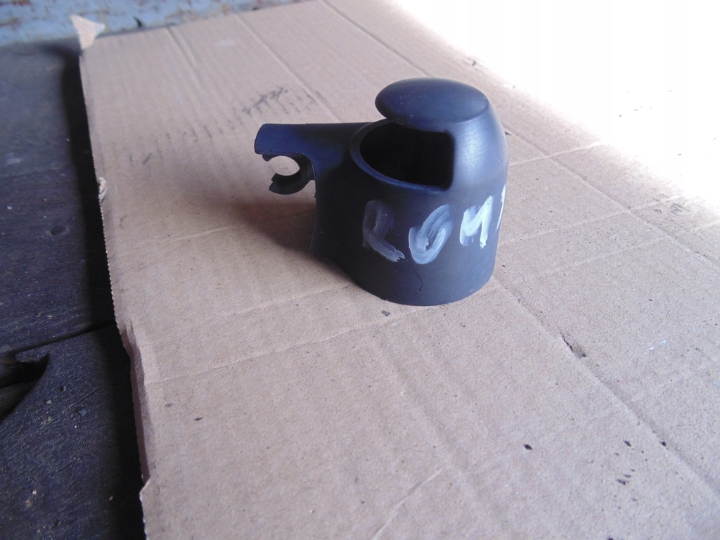 фото №1, Заглушка рычага дворники задняя skoda roomster