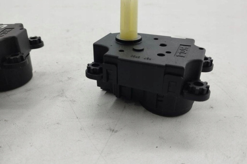 фото №7, Клапани керуючий обігрівачі citroën c-crosser ep_ csa512t010 2.2l дизель