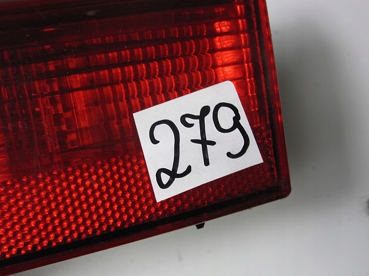 фото №4, Лампа задняя правая крышка багажника renault laguna ii 01r 279