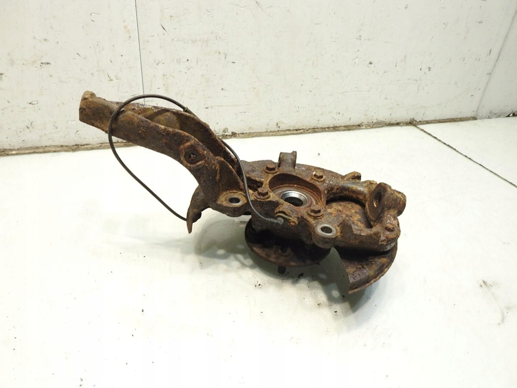 фото №6, Ступица поворотный кулак левый перед land rover discovery iii 2.7 v6 rub000231