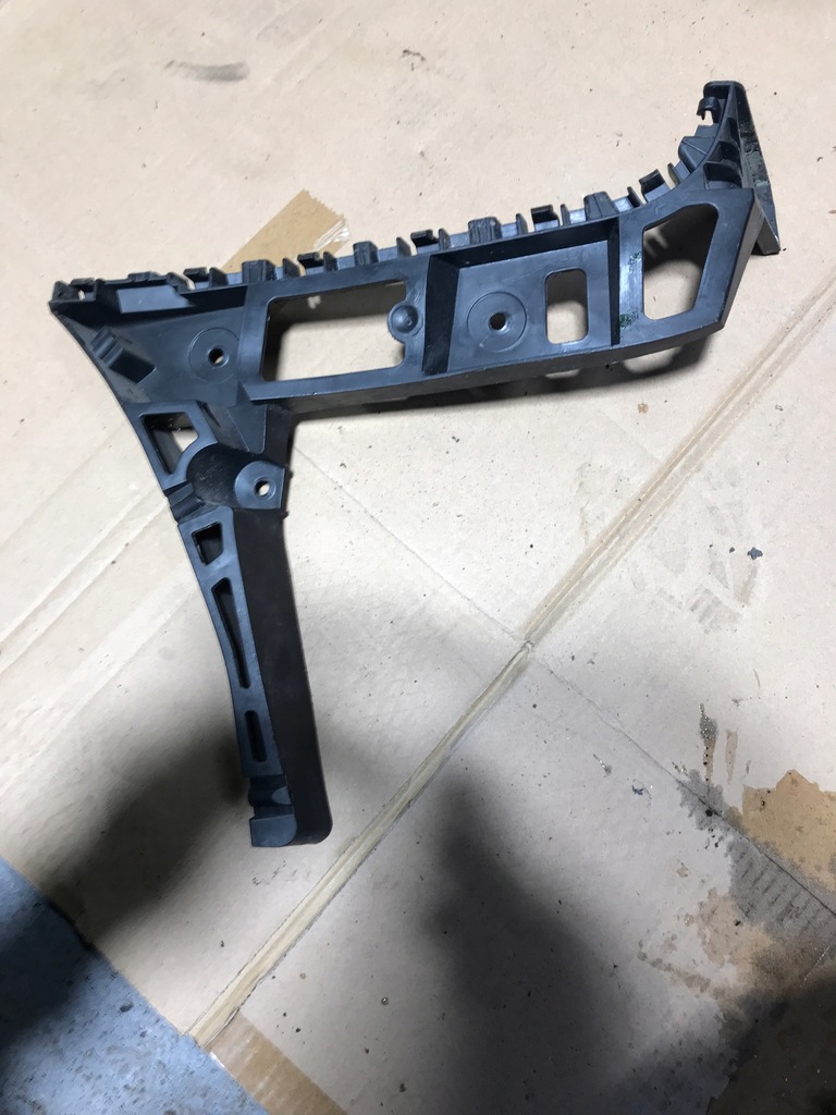 фото №2, Направляющая бампера левый задняя vw touran 1t0807393d